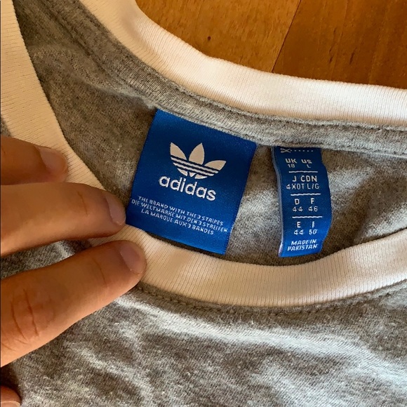 SOLD Adidas Logo Tee-Shirt - Picture 5 of 5